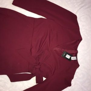 Causal burgundy dress